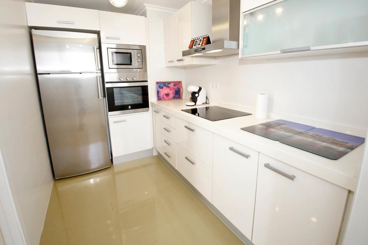 Ferienwohnung In Front Of The Sea With Ac And Pool Alicante Exterior foto