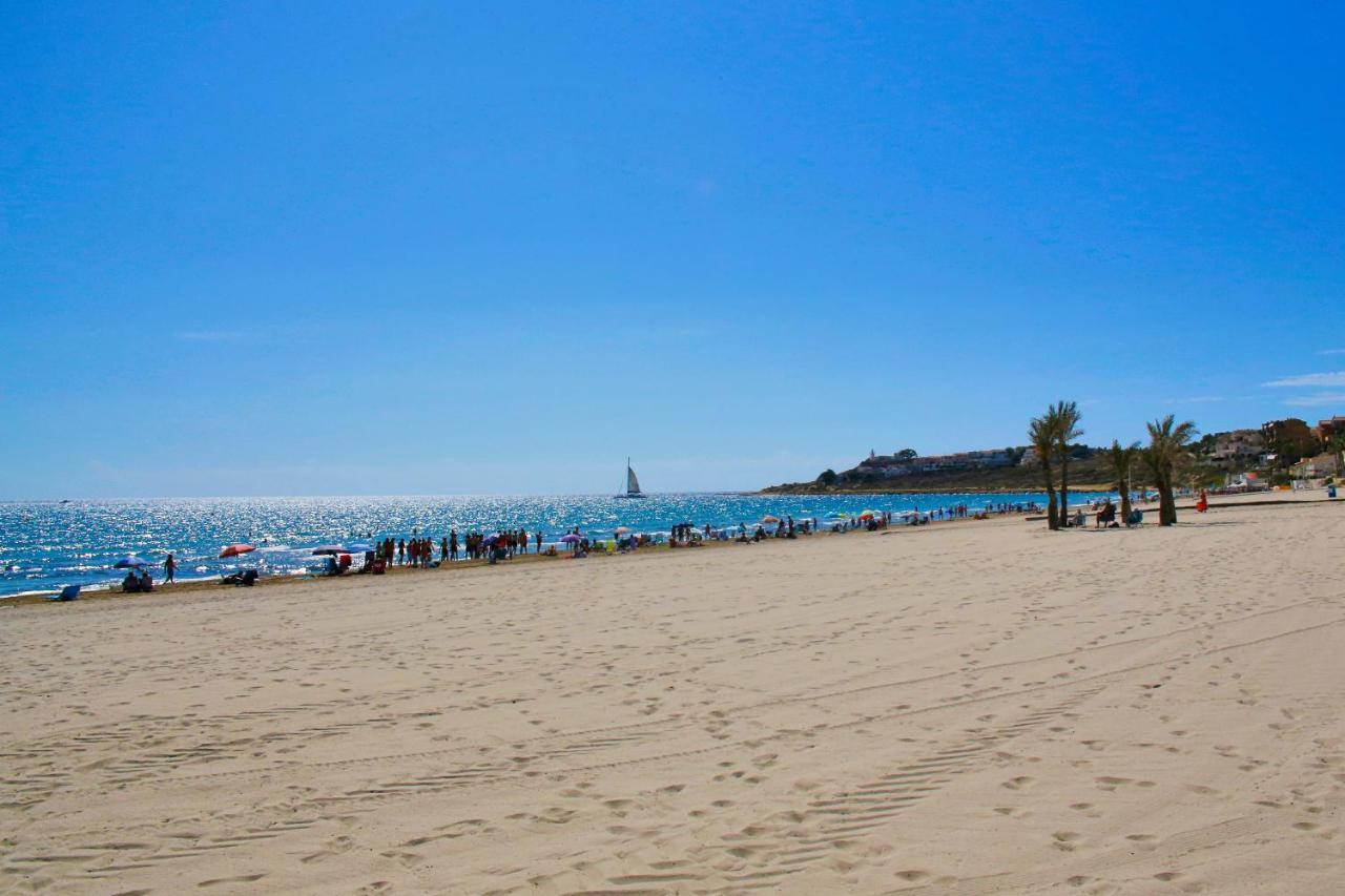 Ferienwohnung In Front Of The Sea With Ac And Pool Alicante Exterior foto